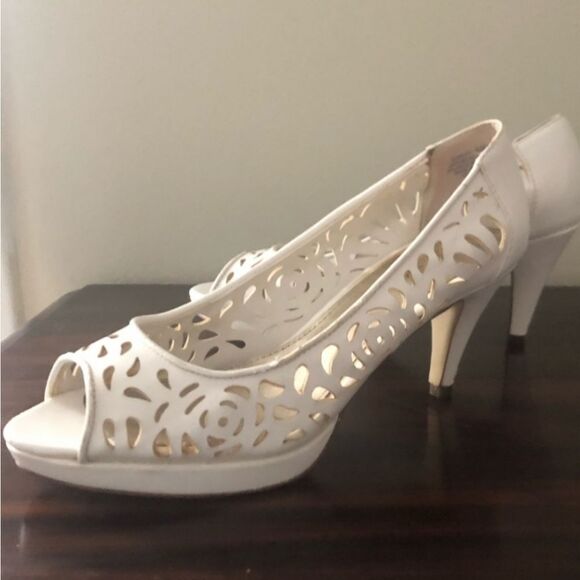 BRAND NEW MARIPE HIGH HEEL STILETTOS PEEP TOE LEATHER SLIP-ON CUTOUT DESIGN SHOE - Picture 1 of 15